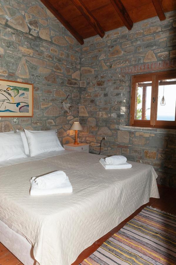 Oceanis Cottage House Ormos Koumeikon Extérieur photo