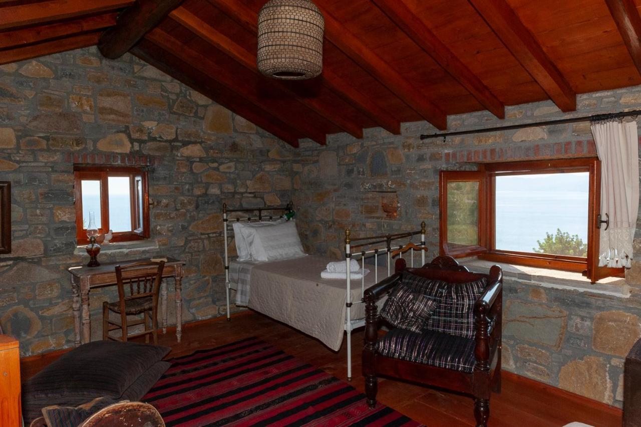 Oceanis Cottage House Ormos Koumeikon Extérieur photo