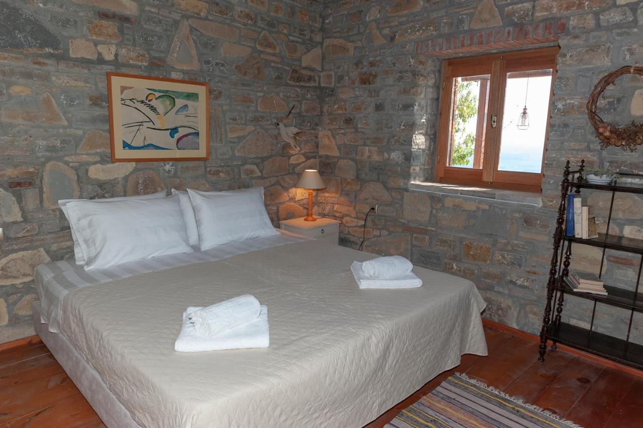 Oceanis Cottage House Ormos Koumeikon Extérieur photo